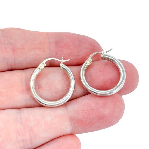 Vintage Sterling Silver 925 Classic Hoop Earrings - Picture 1 of 8